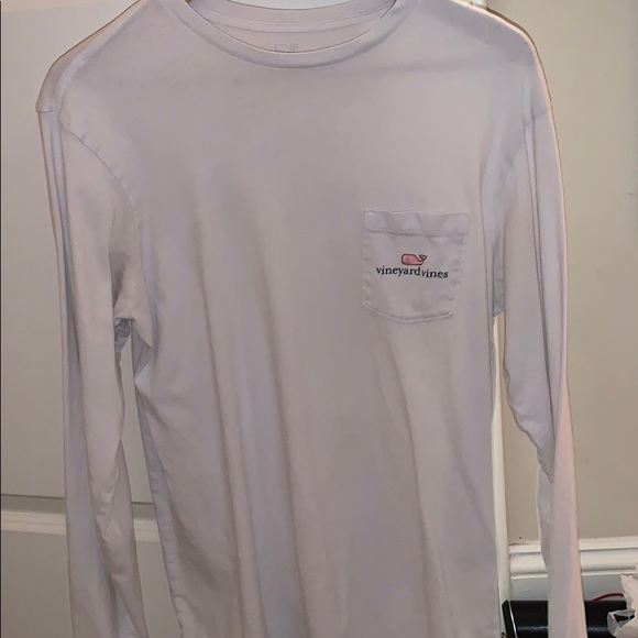 Vineyard vines white long sleeve - Picture 3 of 3